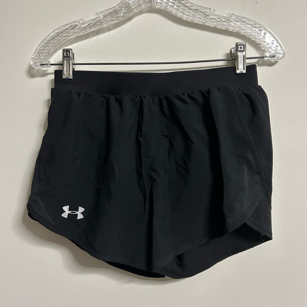 Under Armour Loose Fit Black Athletic Shorts‎